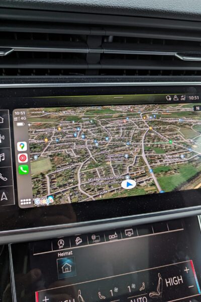 Apple CarPlay